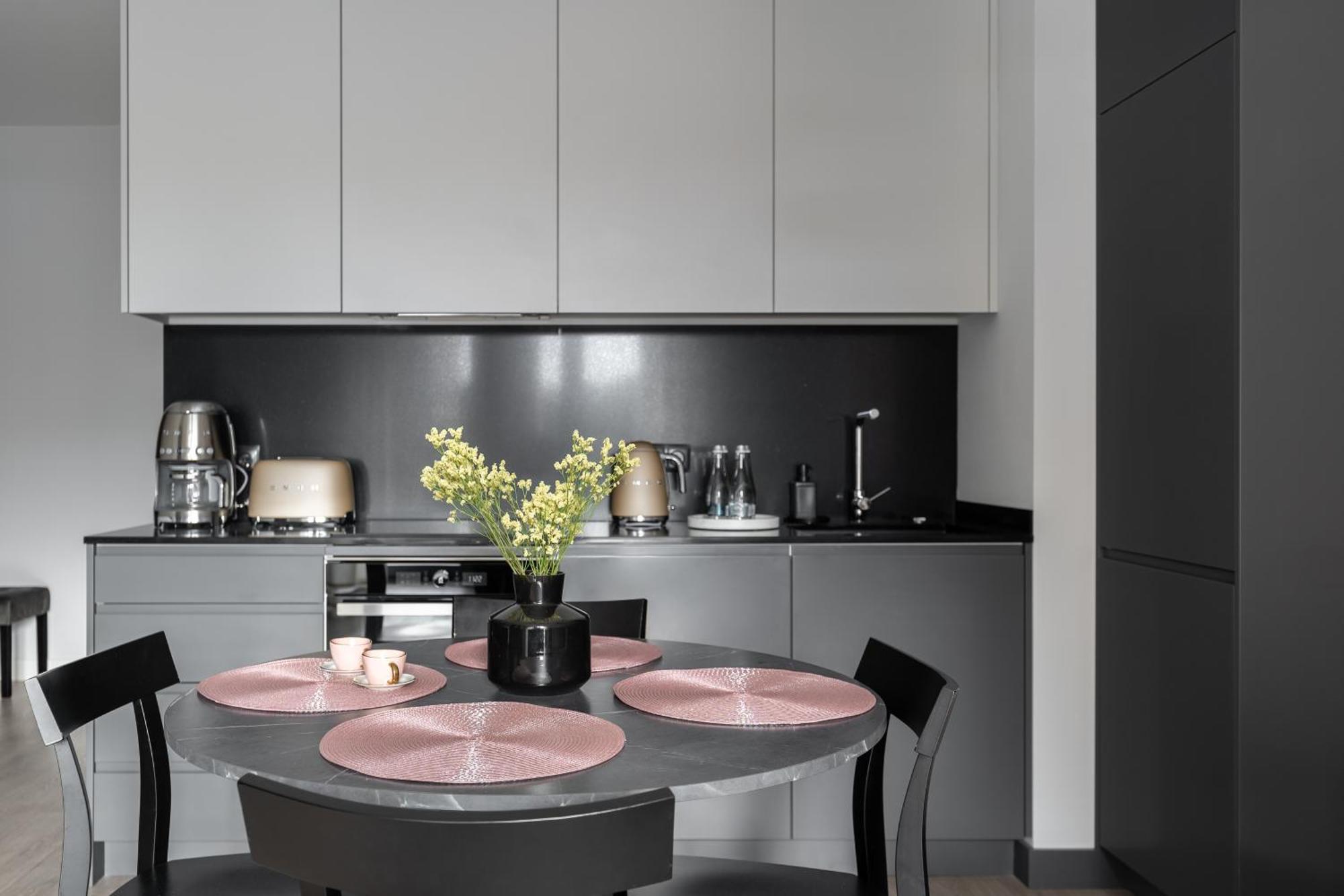 Scala 60C City Center Apartments With Parking By Lion Apartments 格但斯克 外观 照片